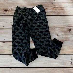 Women’s Nike Black Sweats Medium With Gray Print